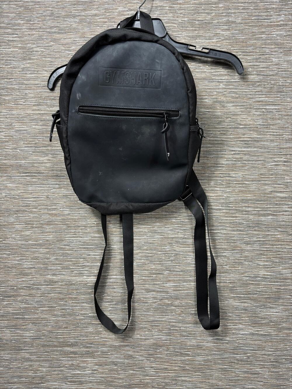 Gymshark Backpack Unisex Medium Black Gym Sports Zip Pockets Adjustable Straps